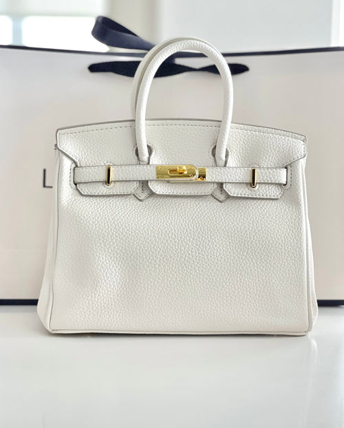 Pearl handbag - Last Minute Luxe